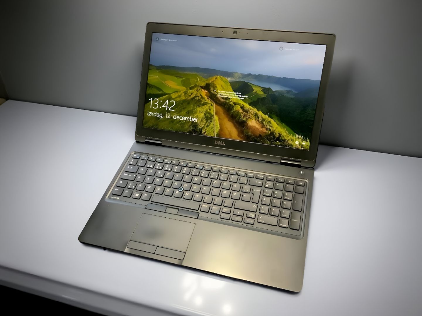 Dell Latitude Laptop | 5580 | Intel i5-7th Gen | 15.6" FHD | Win 10 Pro | Refurbished